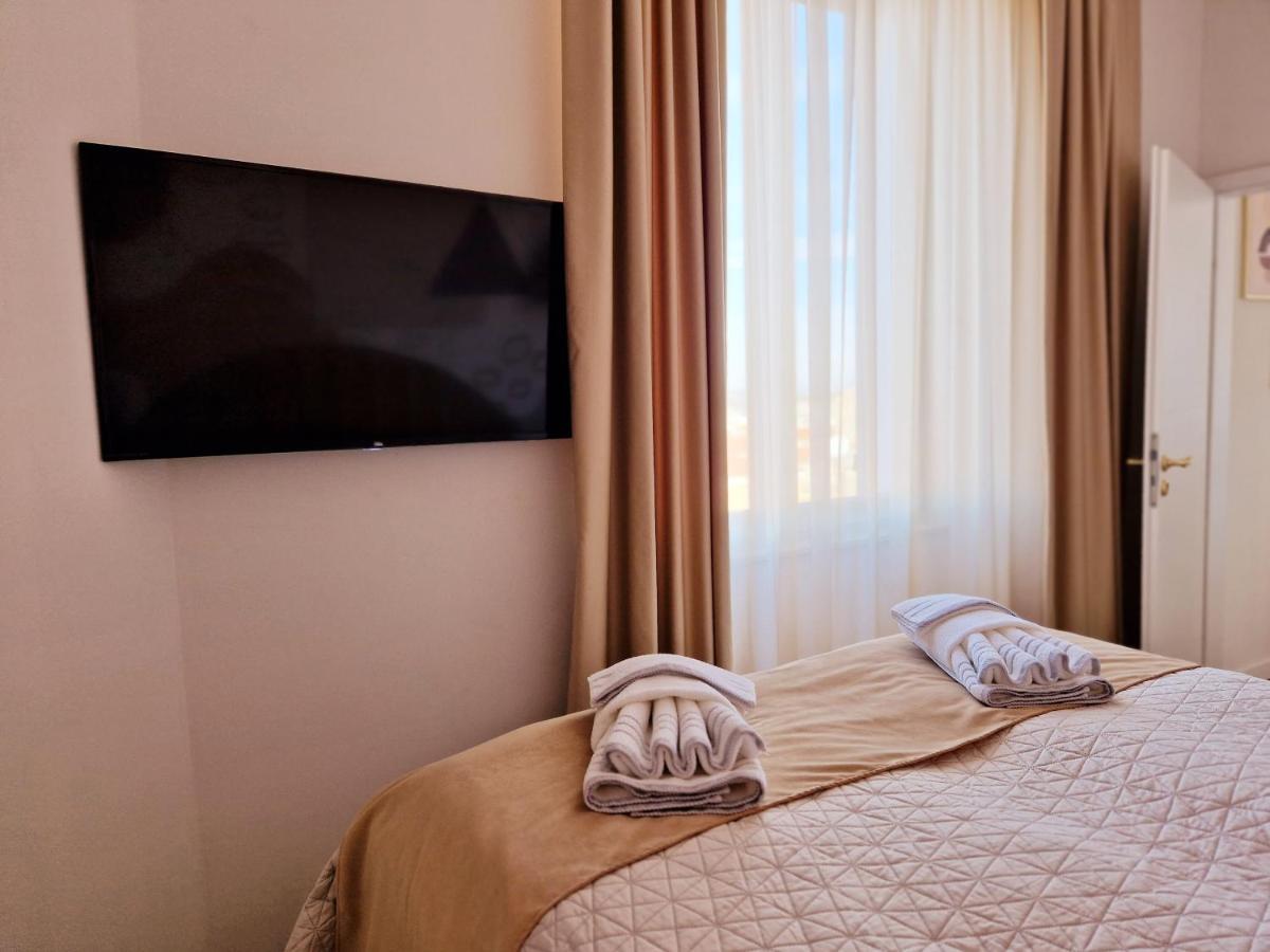 PUY Arena Sunset, Sea Coloseum View, 2 Rooms Free Parking מראה חיצוני תמונה